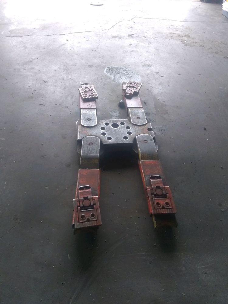 Hydraulic In-Floor Lift